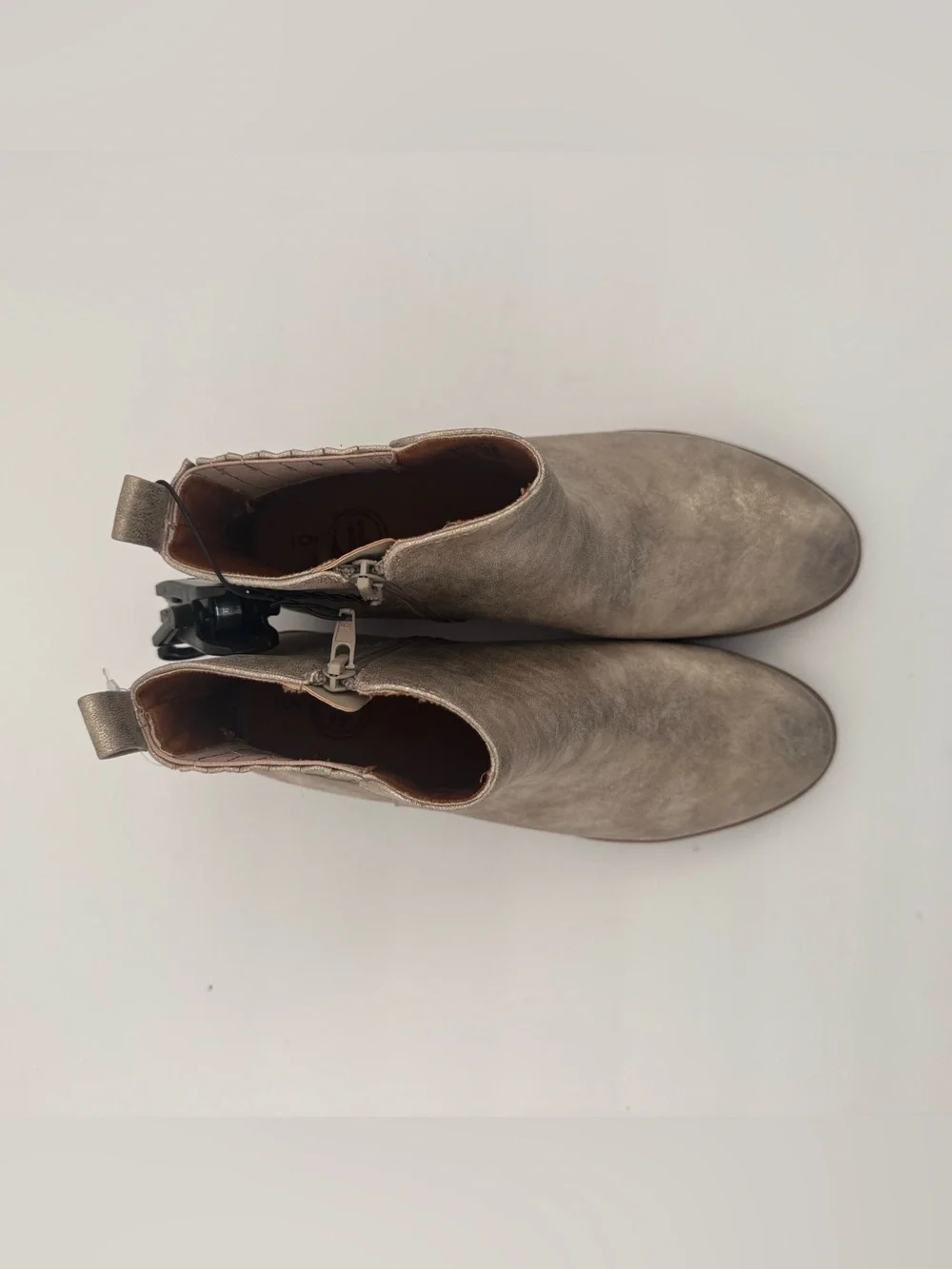 Girls 6 Taupe Ankle Boots Booties Side Zip Low Heel Chelsea Casual Fashion Shoes